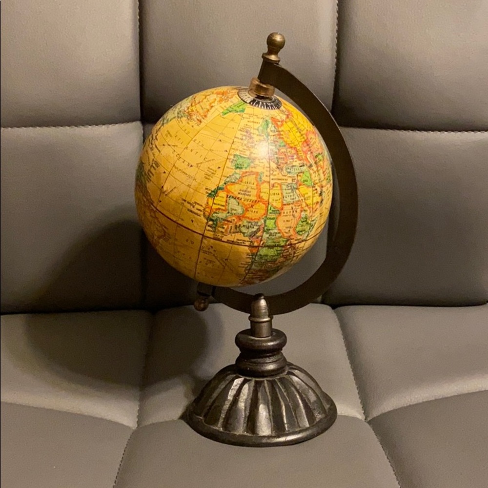 Globe